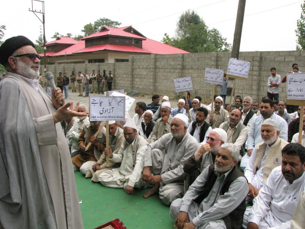 Aga Syed again barred to offer Friday prayers Imambara